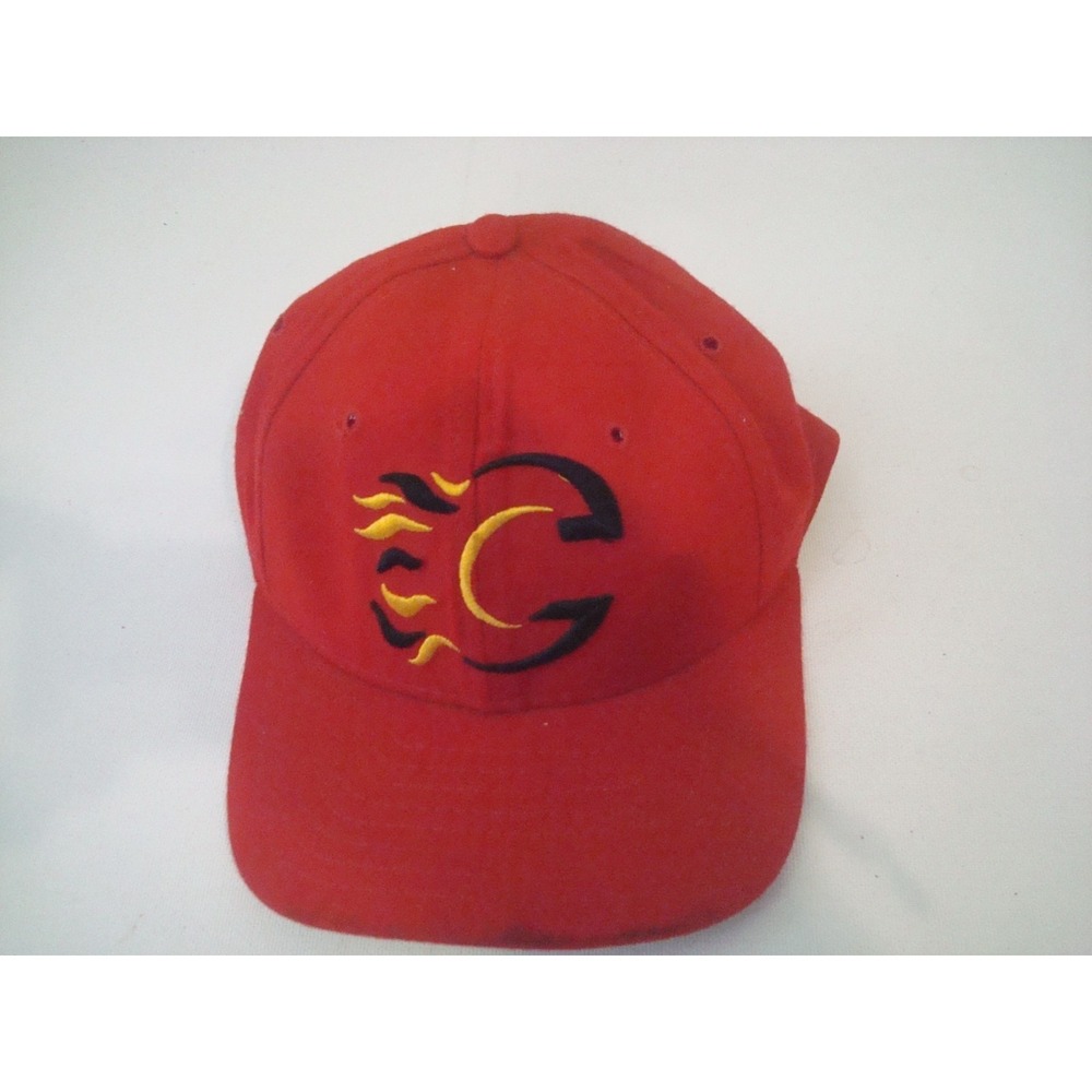 CALGARY FLAMES  NEW ERA 90S‎ HAT CAP VINTAGE DEADSTOCK B5